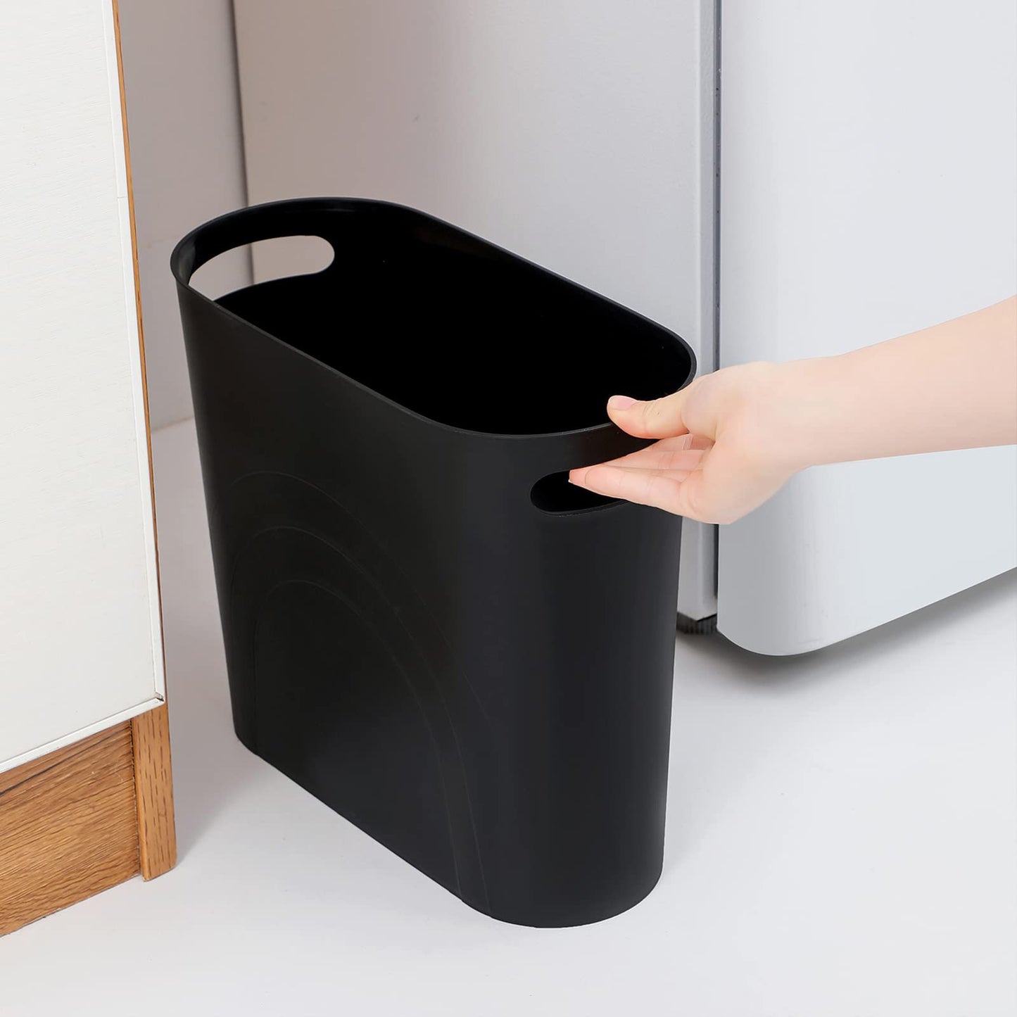 rejomiik Small Trash Can, 3.5 Gallon Slim Garbage Can Plastic Waste Basket with Handles Container Bin for Narrow Spaces Bathroom, Bedroom, Kitchen, Office at Home, Black