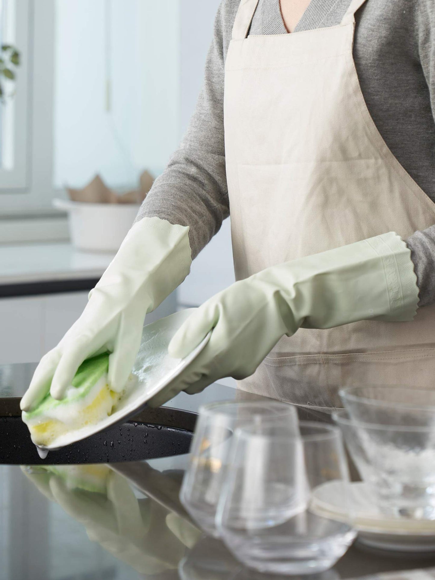 LANON wahoo Skin-Friendly Cleaning Gloves, Dishwashing Kitchen Gloves with Cotton Flocked Liner, Reusable, Non-Slip, Canary Green, Medium