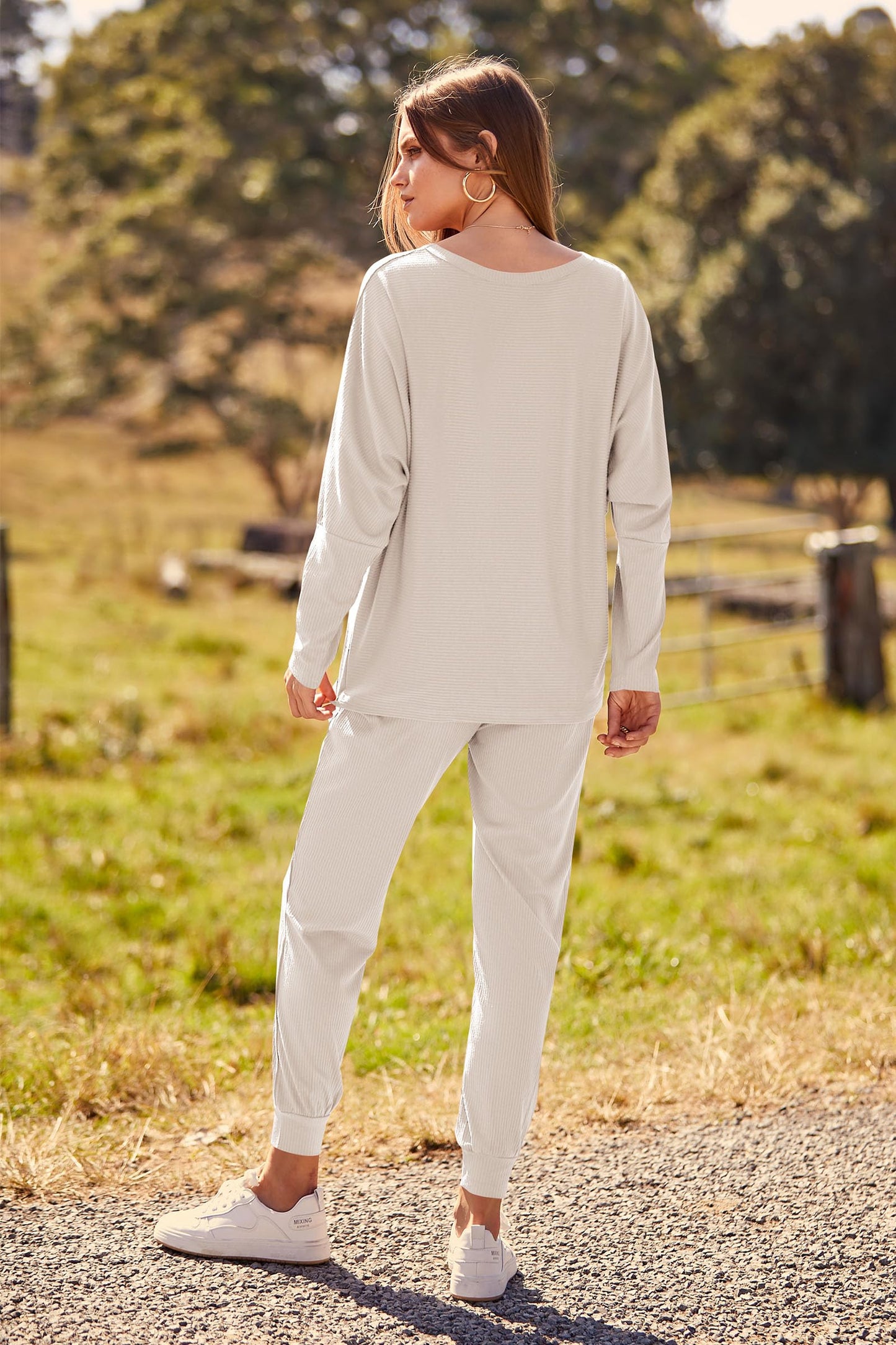 PRETTYGARDEN Women's Fall 2 Piece Lounge Set Long Sleeve Tops Ribbed Pants Spring Matching Sweatsuit Travel Outfits Clothes (Apricot,X-Large)