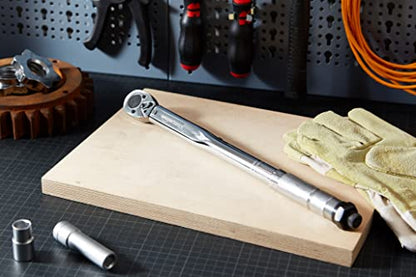 Amazon Basics 3/8-inch Drive Click Torque Wrench - 15-80 ft.-lb, 20.4-108.5 Nm