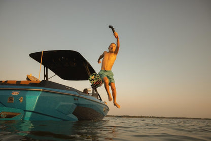 The Handler (Floating Hand Grip) - Official GoPro Accessory (AFHGM-003) for Cameras