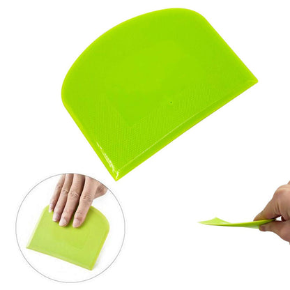 2 Pieces Dough Scraper Bowl Scraper Food-safe Plastic Dough Cutter Flexible Plastic Scraper Practical Bench Scraper Multipurpose Food Scrappers for Bread Dough Cake Fondant Icing, White, Green