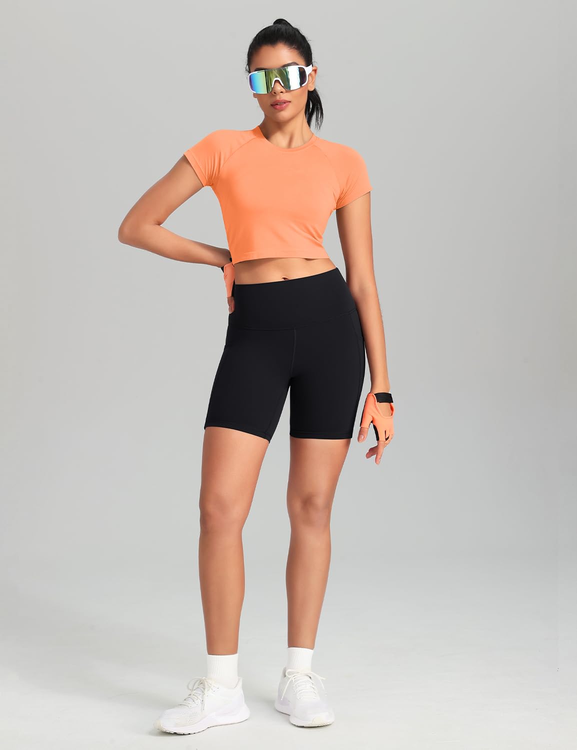 HeyNuts Workout Pro Women's Biker Shorts with Pockets, High Waisted Tummy Control Workout Buttery Soft Yoga Shorts 6'' Black M(8/10)