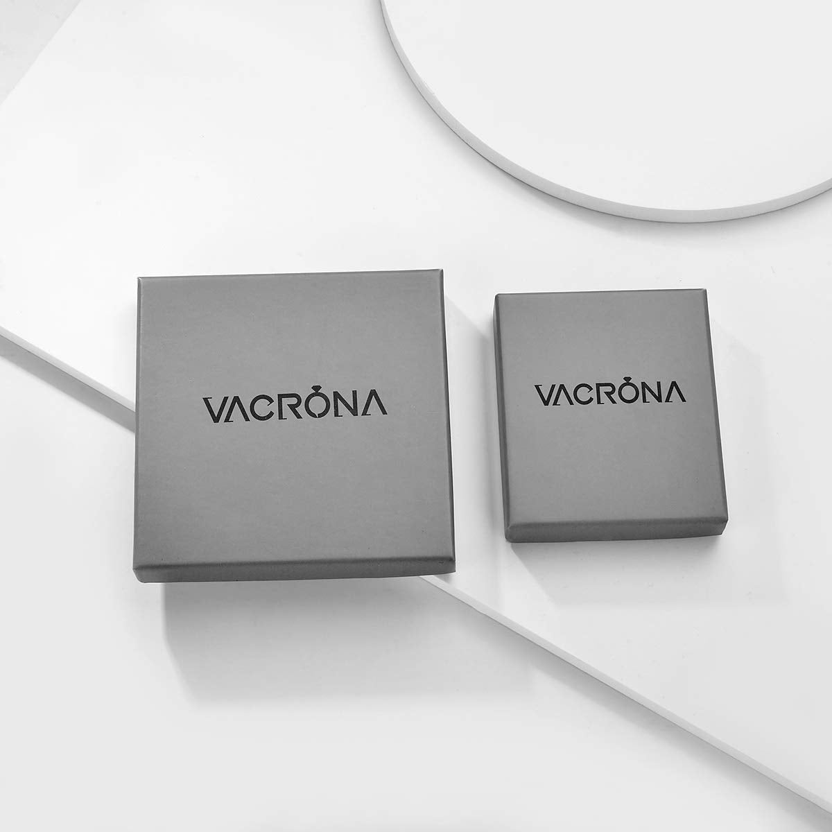 Gold Charm Initial Bracelets for Women, 14K Gold Plated Dainty Heart Bracelet for Women, Best Friend Sister Paperclip Chain Love Bracelet, Pulseras de Mujer