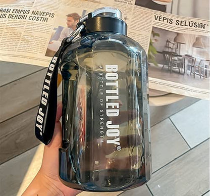 MYSHAKER 1 Gallon Water Jug with Flip-top Lid and Handle Strap, Leak-proof BPA Free Reusable Time Marker Reminder Large Capacity Gallon Water Bottle for Outdoor Sports Fitness Gym Hiking