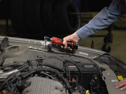 Milwaukee 2457-21 3/8-in Cordless M12 Lithium-Ion Ratchet Kit