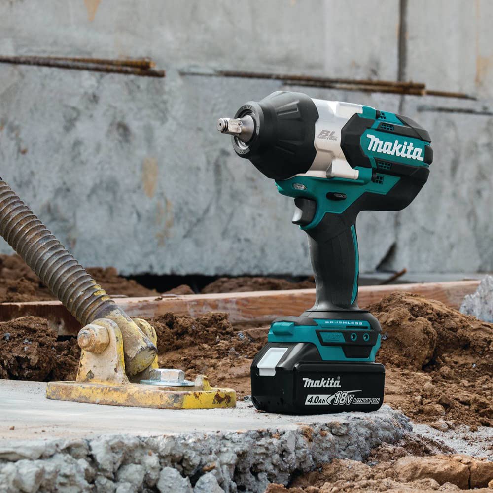 Makita XWT08Z 18V LXT® Lithium-Ion Brushless Cordless High-Torque 1/2" Sq. Drive Impact Wrench, Tool Only