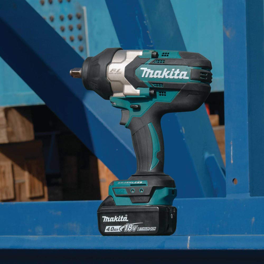 Makita XWT08Z 18V LXT® Lithium-Ion Brushless Cordless High-Torque 1/2" Sq. Drive Impact Wrench, Tool Only