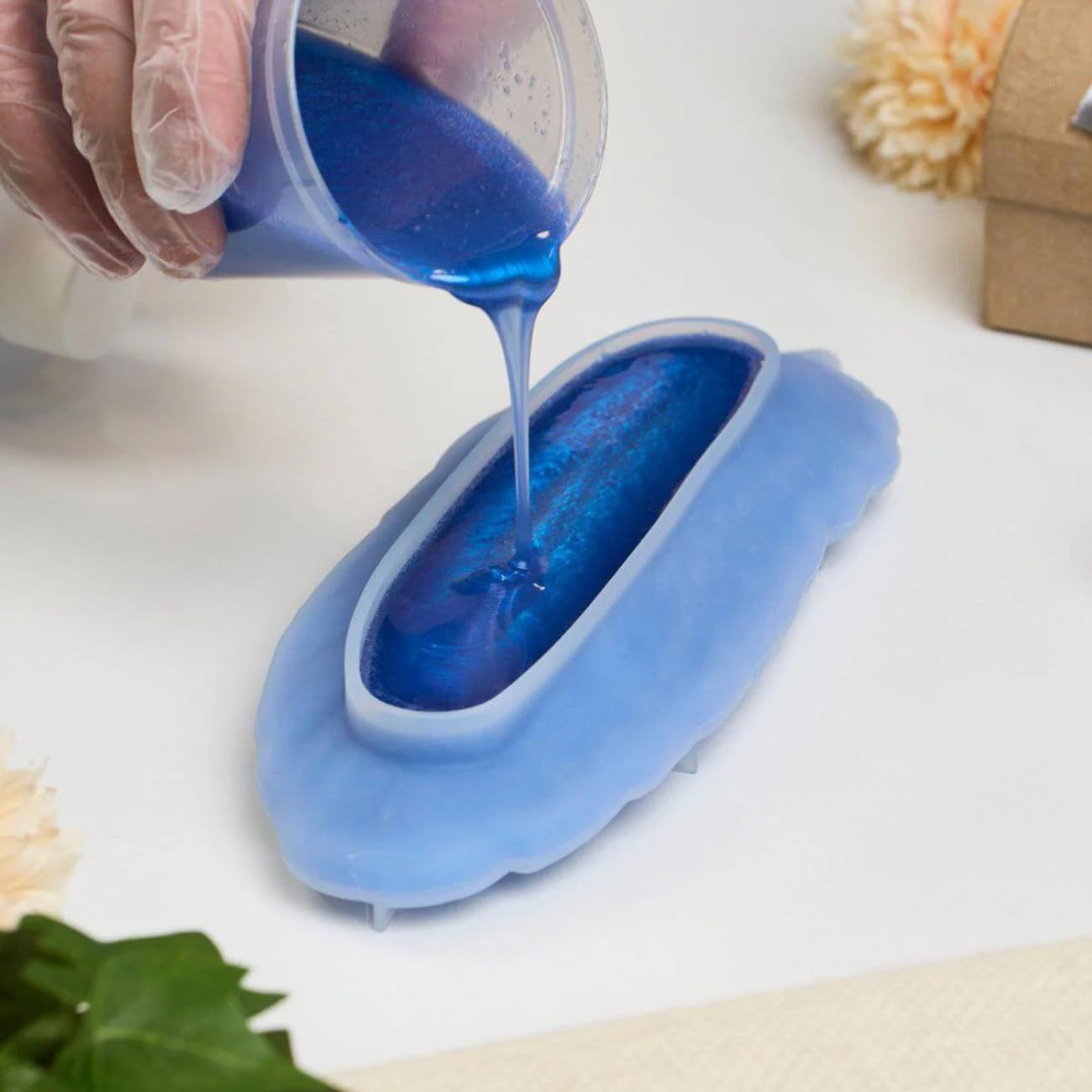 Alumilite Amazing Clear Cast Epoxy Resin Kit (2 Gal) Food Safe, Crystal Clear, High-Gloss Finish – Perfect for Countertops, Encapsulation, Coatings, Castings, Jewelry, Art, and Other DIY Projects