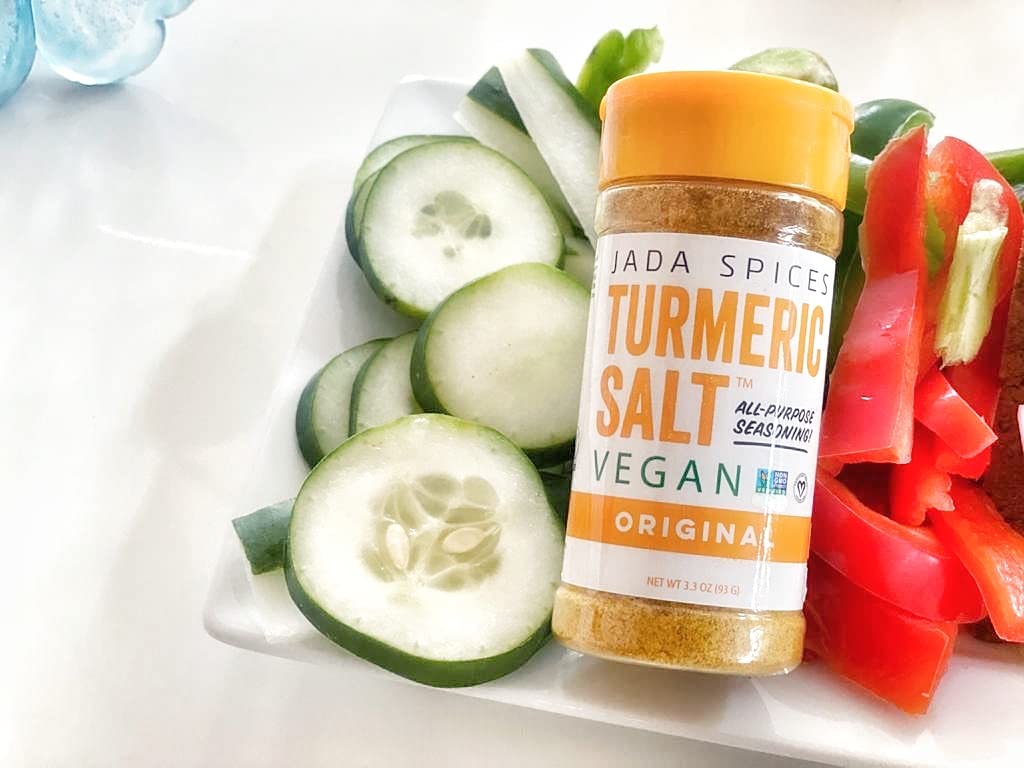 JADA Spices Chicken Salt Spice and Seasoning Set - Pack of 5 Seasonings - Vegan, Keto & Paleo Friendly - Perfect for Cooking, BBQ, Grilling, Rubs, Popcorn and more - Preservative & Additive Free