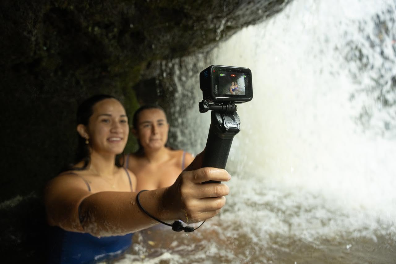 The Handler (Floating Hand Grip) - Official GoPro Accessory (AFHGM-003) for Cameras