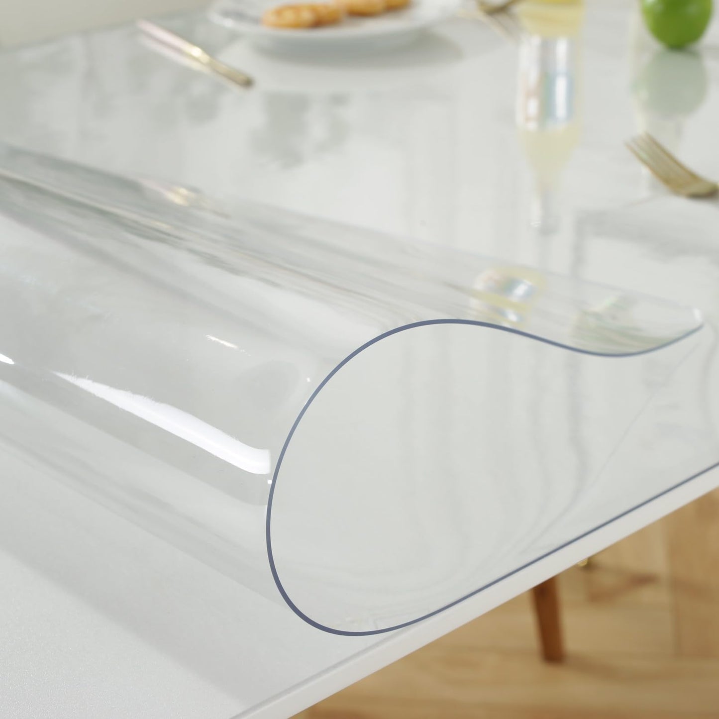 LovePads Clear Table Cover Protector 36 x 60 Inch, 1.5mm Thick Plastic Table Cover, Table Protector for Dining Room Table, Waterproof Vinyl Tablecloth Table Pad Mat for Kitchen, Dresser, Writing Desk