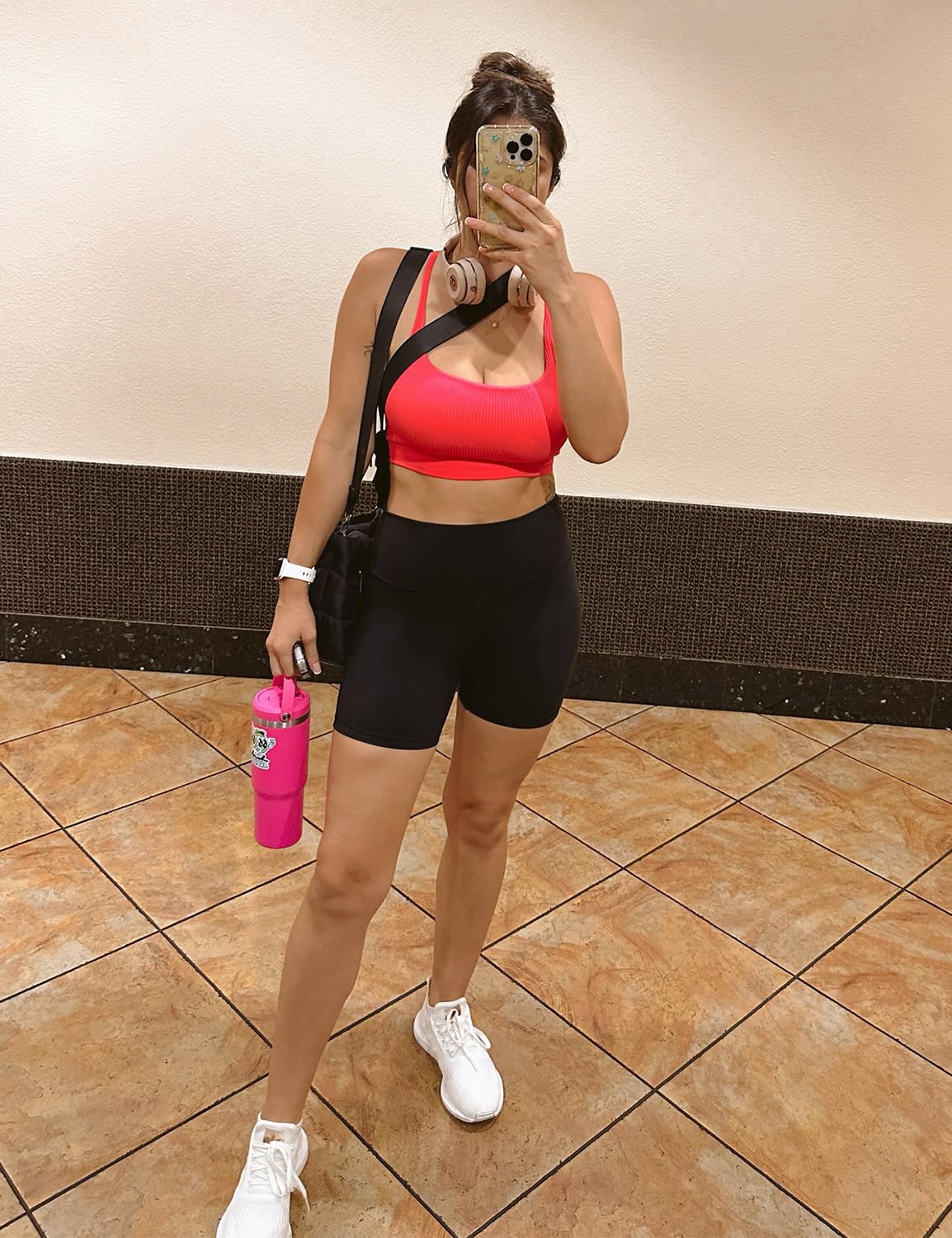 HeyNuts Workout Pro Women's Biker Shorts with Pockets, High Waisted Tummy Control Workout Buttery Soft Yoga Shorts 6'' Black M(8/10)