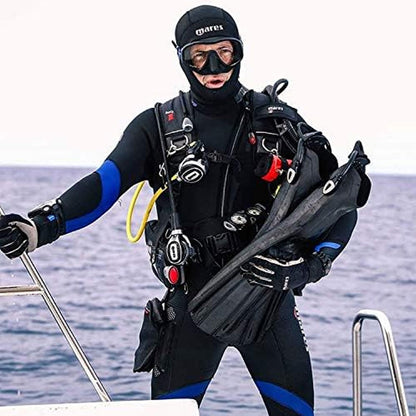 Mares Unisex Adults Avanti Quattro + Diving Fins - Durable Efficient Versatile Open-Heel Scuba Fins with Four-Channel Design & Bungee Strap, Black, Regular