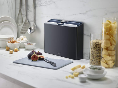 Joseph Joseph Folio 4-Piece Colour coded Cutting Board Set, Slimline case for organized Kitchen storage, Graphite