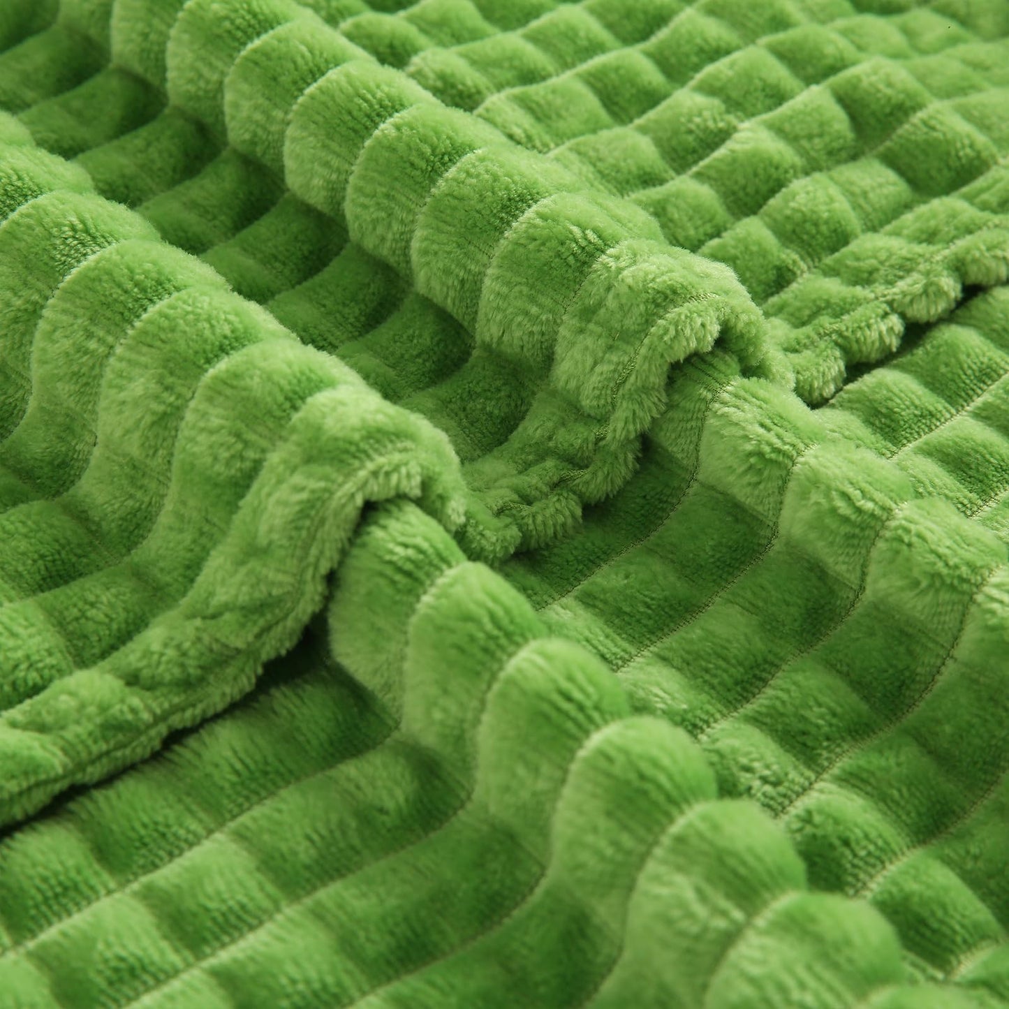 Puncuntex Flannel Fleece Throw Blanket Apple Green 60"×80",Super Soft Plush Cozy Blanket with Square Grid Design Luxury for Couch Sofa Chair