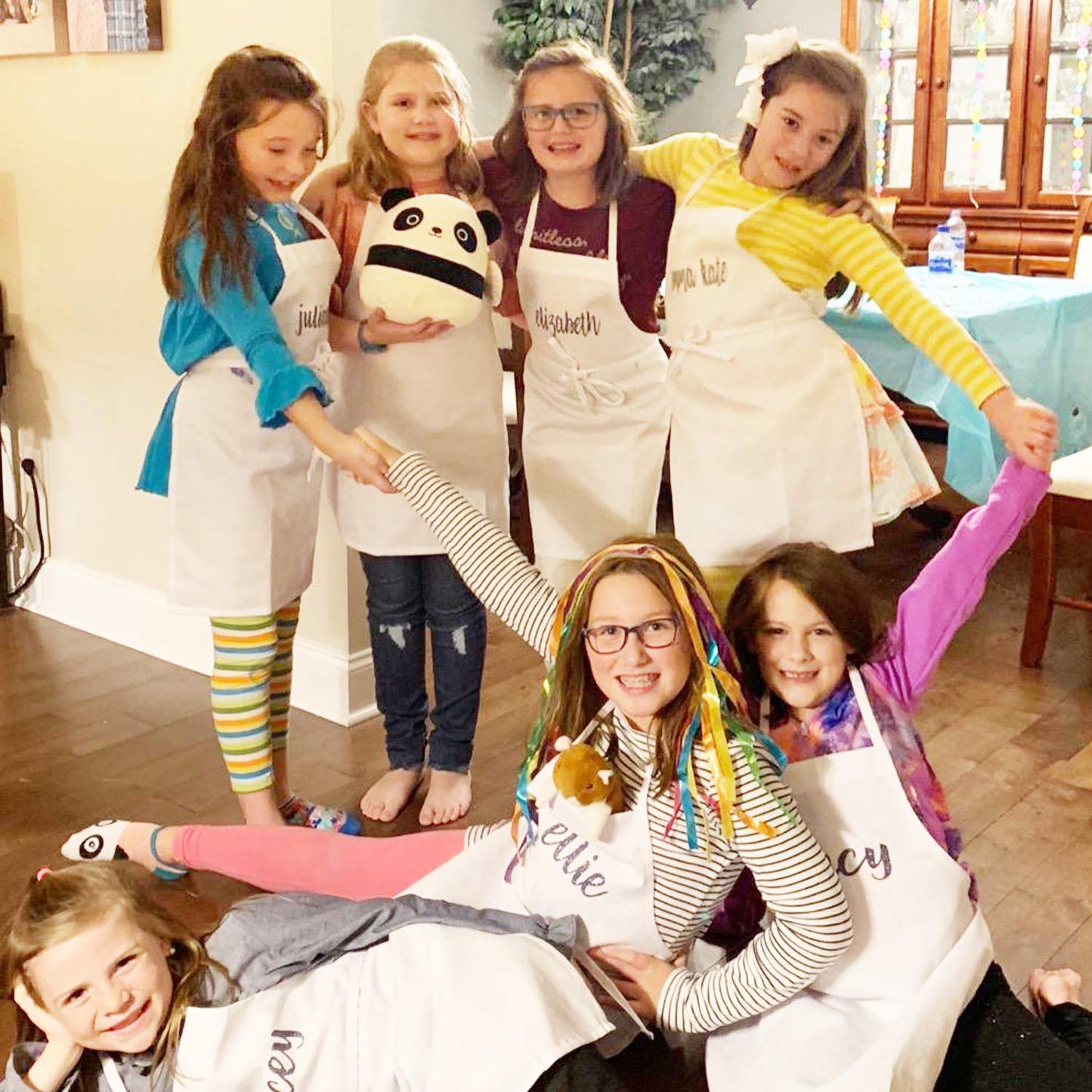 Novelty Place Kid's Apron with Chef Hat Set (3 Set) - Skin-friendly Children’s Bib with Pocket - Cooking, Baking, Painting, Training Wear - Kid's Size (6-12 Year, White)