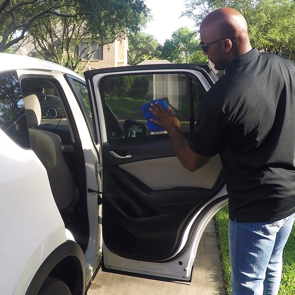 Rain-X 630018 Auto Glass Cleaner, 23 oz. - Cleans Car Windows, Windshields and Other Auto Glass Surfaces for a Clean, Streak-Free Finish