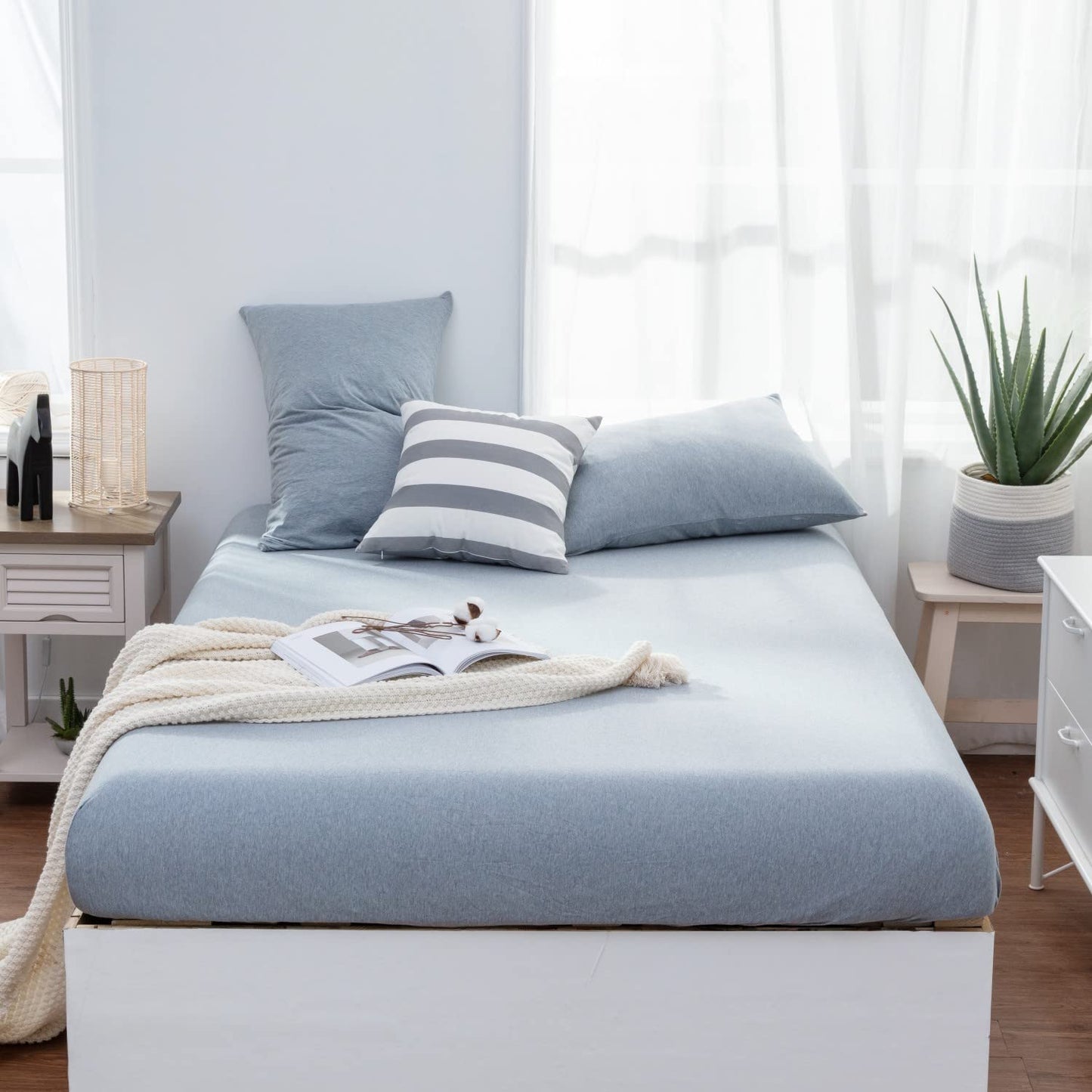 LIFETOWN 100% Jersey Knit Cotton Sheet, Extra Deep Pocket, 1 Fitted Sheet with 2 Pillowcases, Wrinkle-Free Ultra Soft (Heathered Greyish Blue, King)