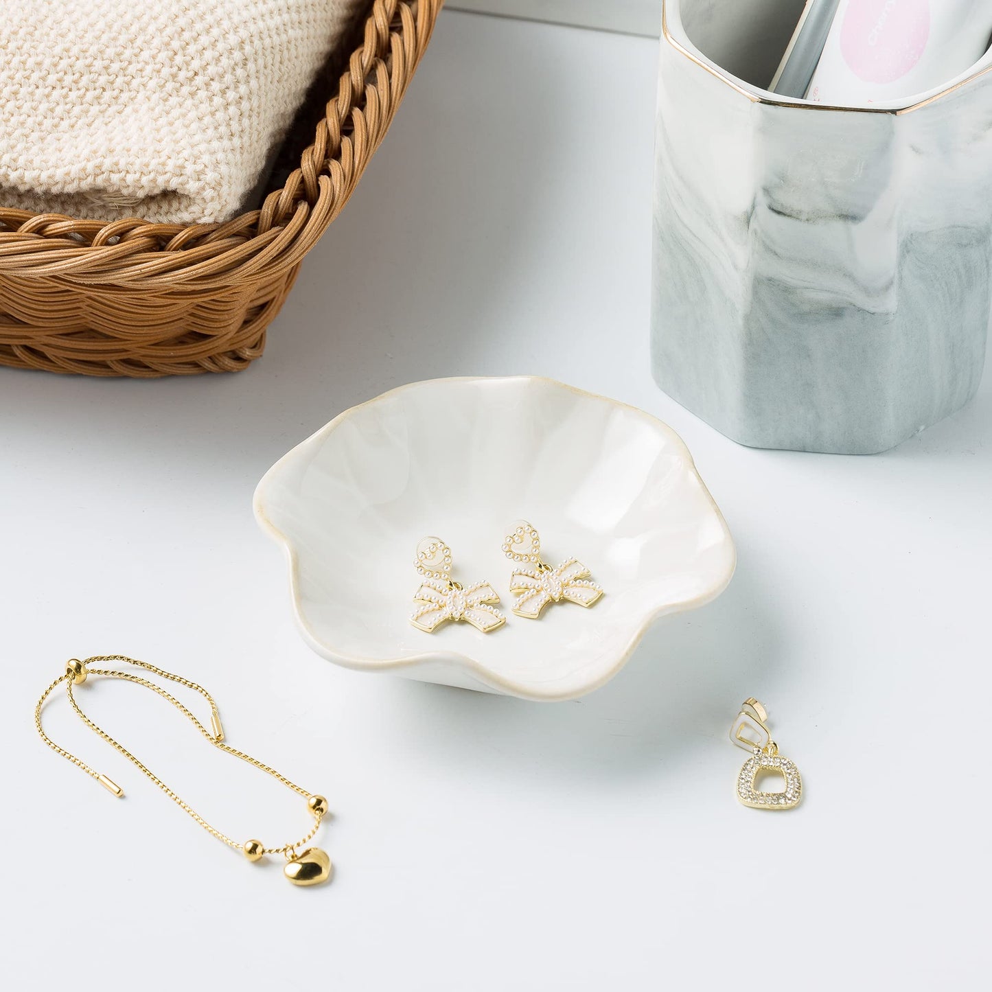 Jewelry Dish Tray, Ring Dish, Ceramic Trinket Tray, Key Bowl, Decorative Plate, for Friends Sisters Daughter Mother (Milky White)