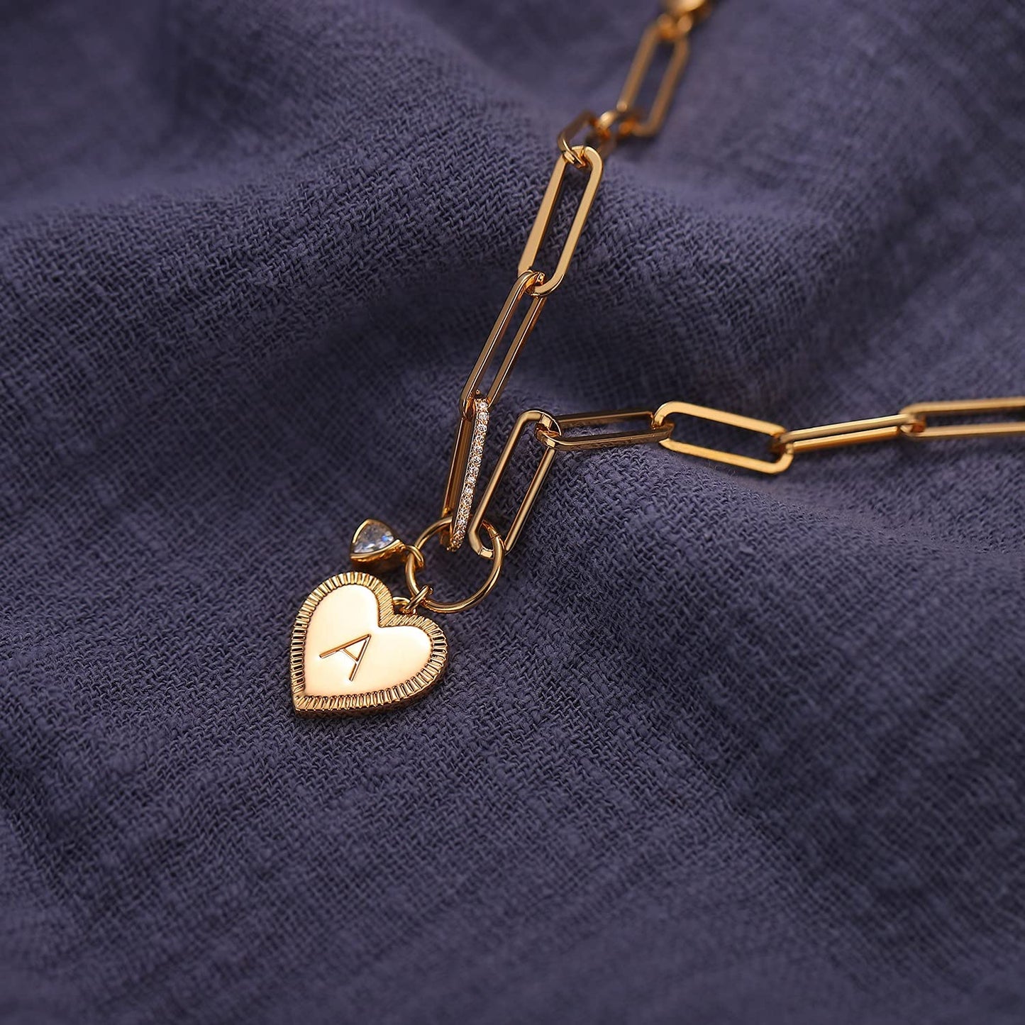 Gold Charm Initial Bracelets for Women, 14K Gold Plated Dainty Heart Bracelet for Women, Best Friend Sister Paperclip Chain Love Bracelet, Pulseras de Mujer