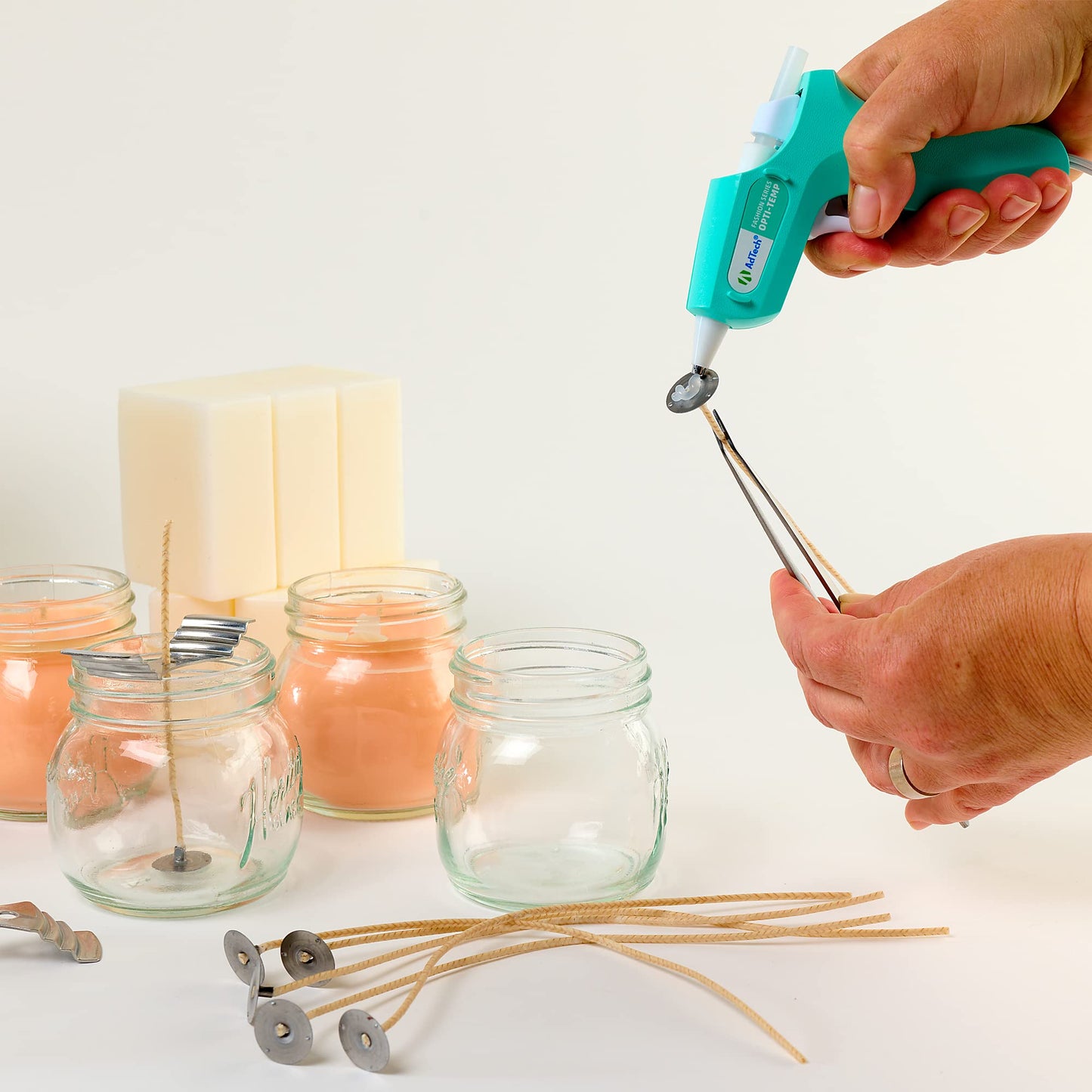 AdTech Hot Glue Sticks, 4 Inch Mini Size, Clear (550 Sticks) | Multi-Temperature, Quick Bonding for Crafting, DIY & School Projects | Fits Mini Glue Guns | Made in the USA