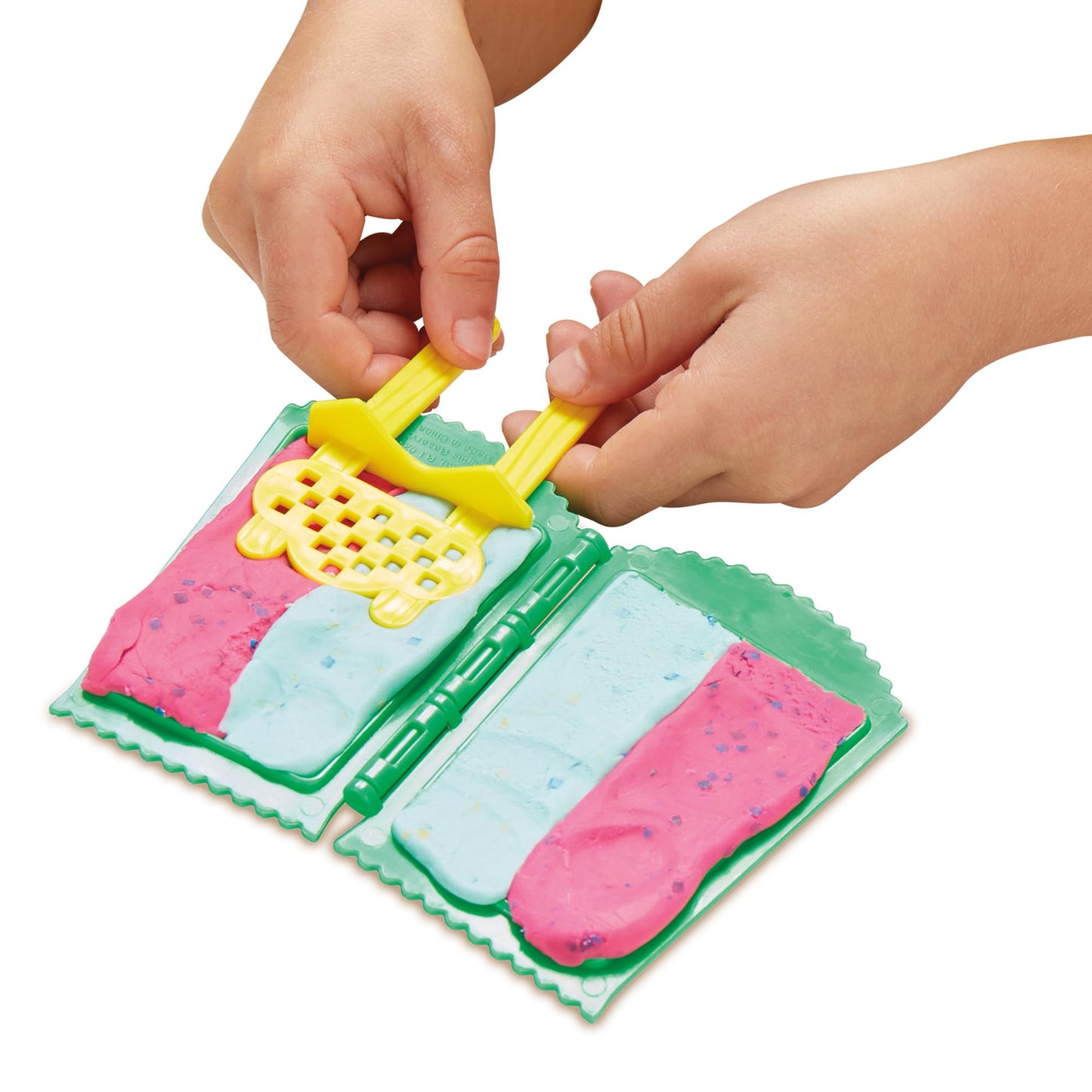 Play Doh Kitchen Creations Ice Cream Party Set with 22 Tools & 6 Colors, 2-Ounce Cans, Back to School Classroom Supplies, Preschool Toys, Ages +3 (Amazon Exclusive)