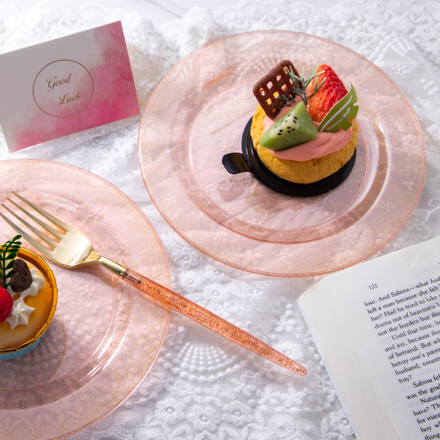 LIYH 96 Pcs Gold Glitter Plastic Dessert Plates 7.5 Inch, Plastic Fancy Cake Plates and Forks, Disposable Salad Plate, Dessert Forks 7.5 Inch for Birthday Bridal Shower 48 Guests