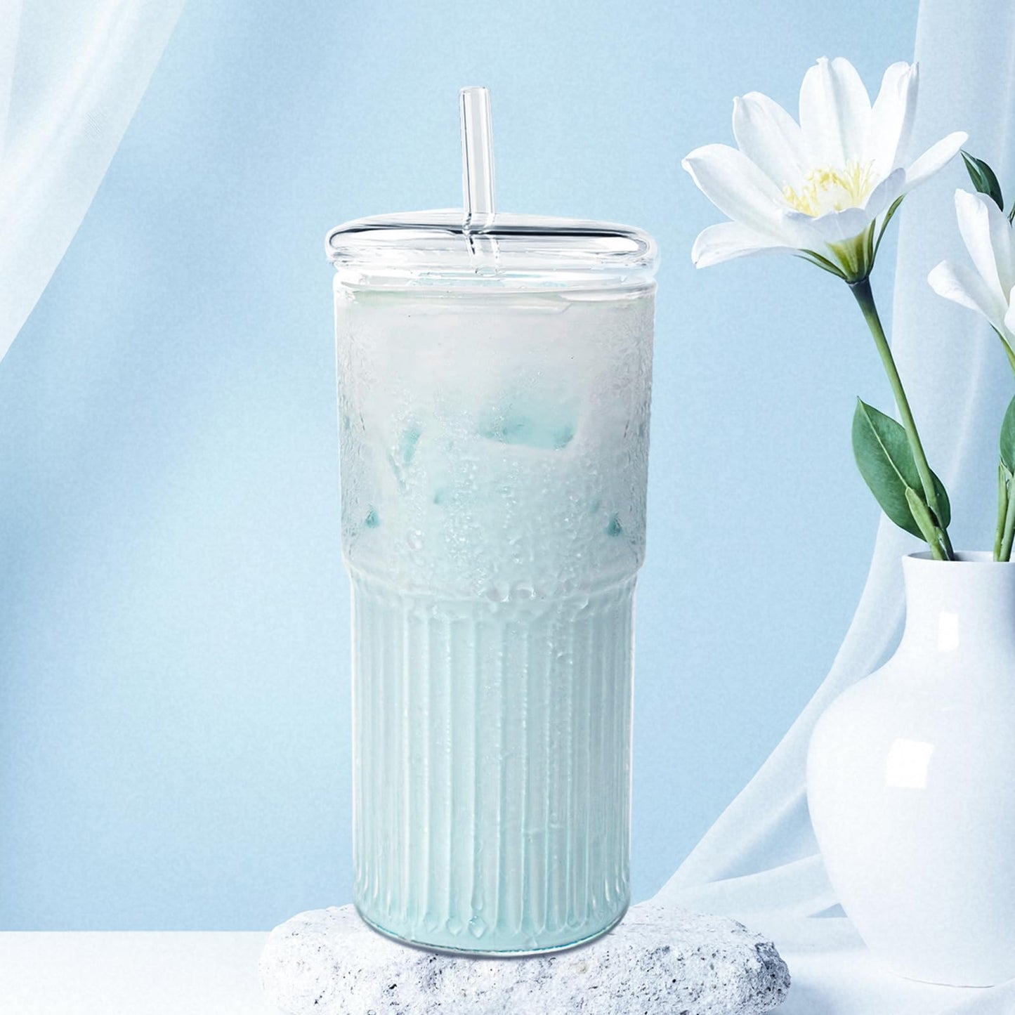 Luiaiog Glass Cups with Lids and Glass Straws, High Borosilicate 20OZ Tumblers (2Pcs) for Coffee, Tea, Juice, Smoothies, Hot/Cold Drinks at Home, Office