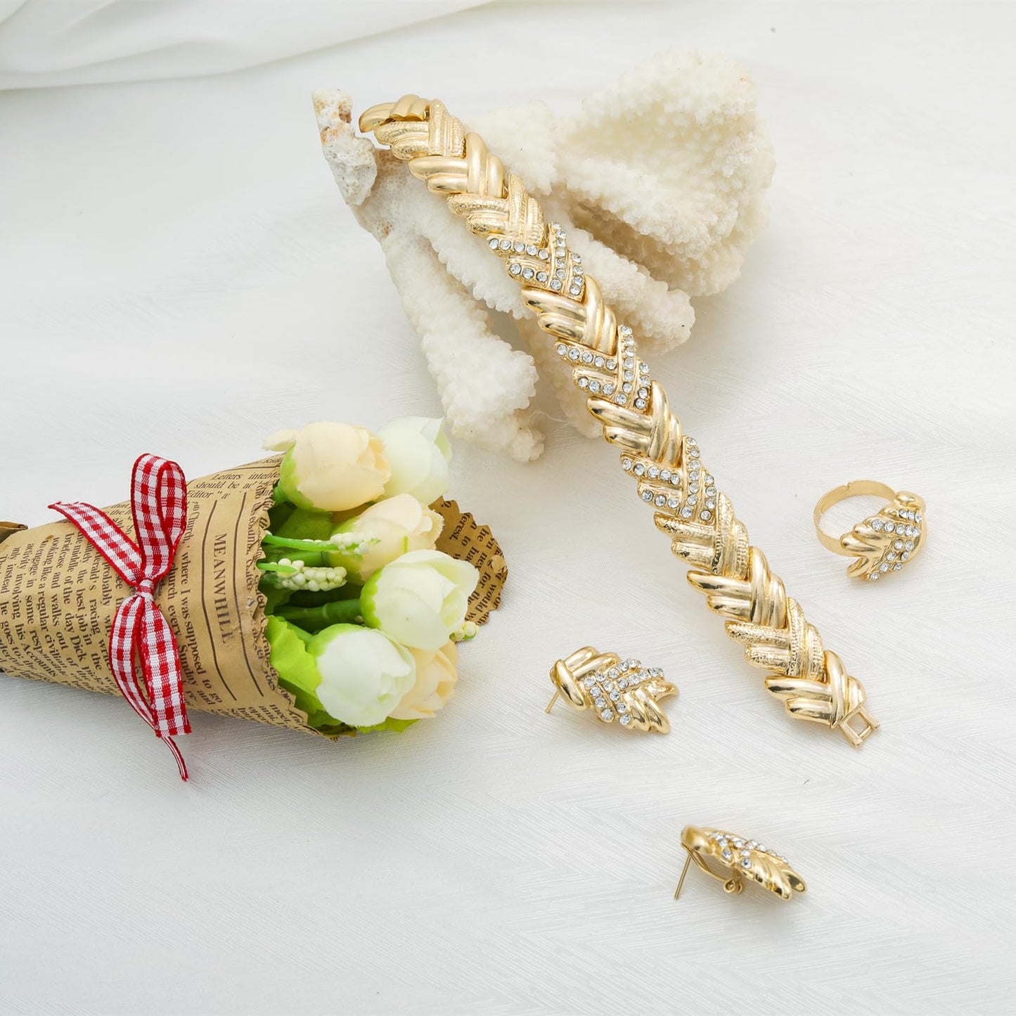 LIFFLY Fashion Crystal Jewelry Set for Women, 18 K Gold Plated Jewelry for Weddings, Dubai Gold Necklace Earrings Set