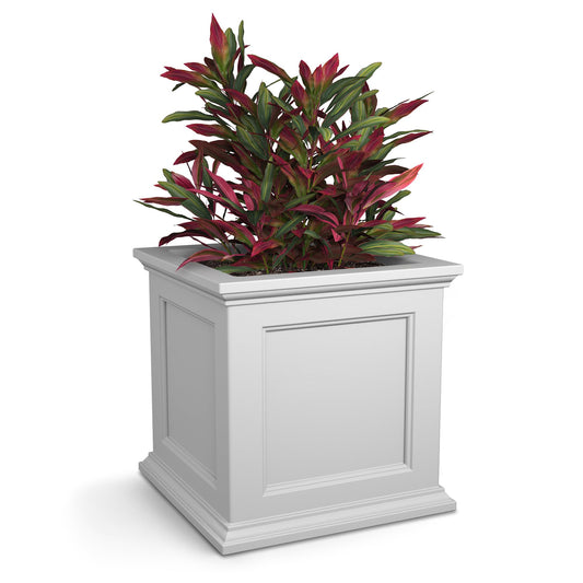 Mayne 5825W Fairfield Patio Planter, White, 20-Inch