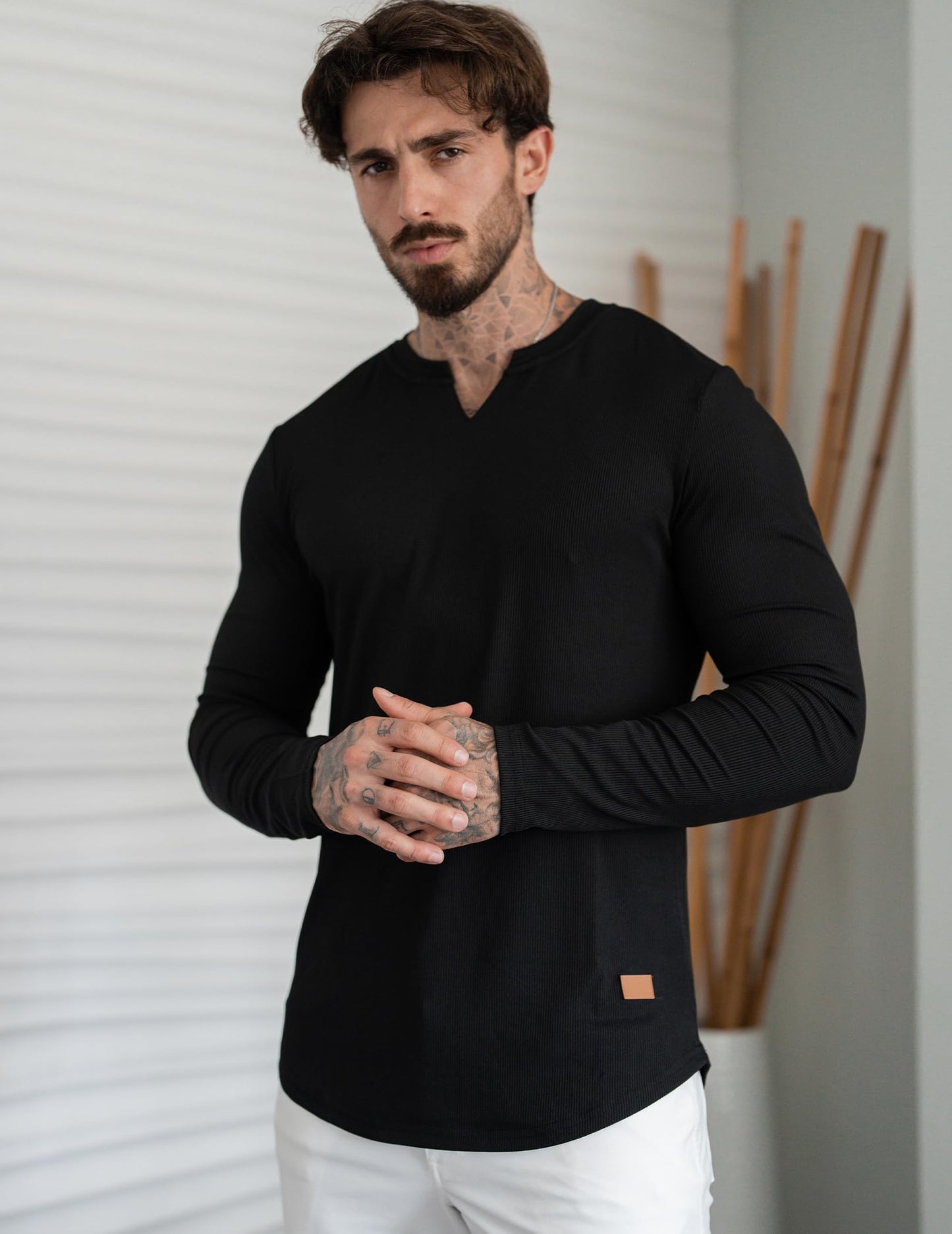 JMIERR Muscle Shirts for Men Slim Fitted T Shirt V-Neck Casual Longline Henley Shirt Long Sleeve Gym Workout Athletic Tees Shirts, S, Black