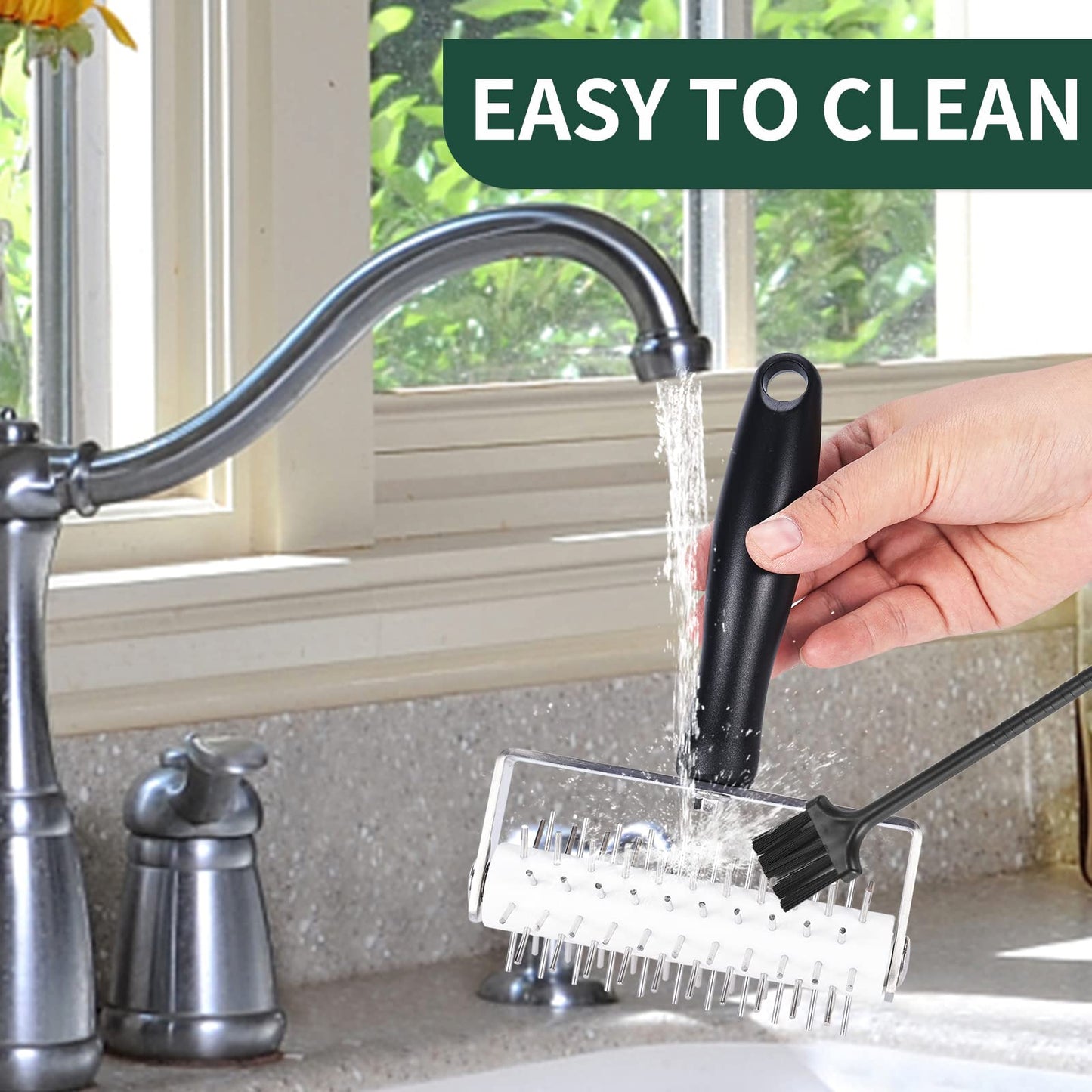 Pizza Dough Docker, Premium Dough Roller with Stainless Steel Spikes, Sturdy Pizza Docking Tool that Prevents Dough from Blistering, Time-Saver for Making Pizza Cookie Pie Pastry