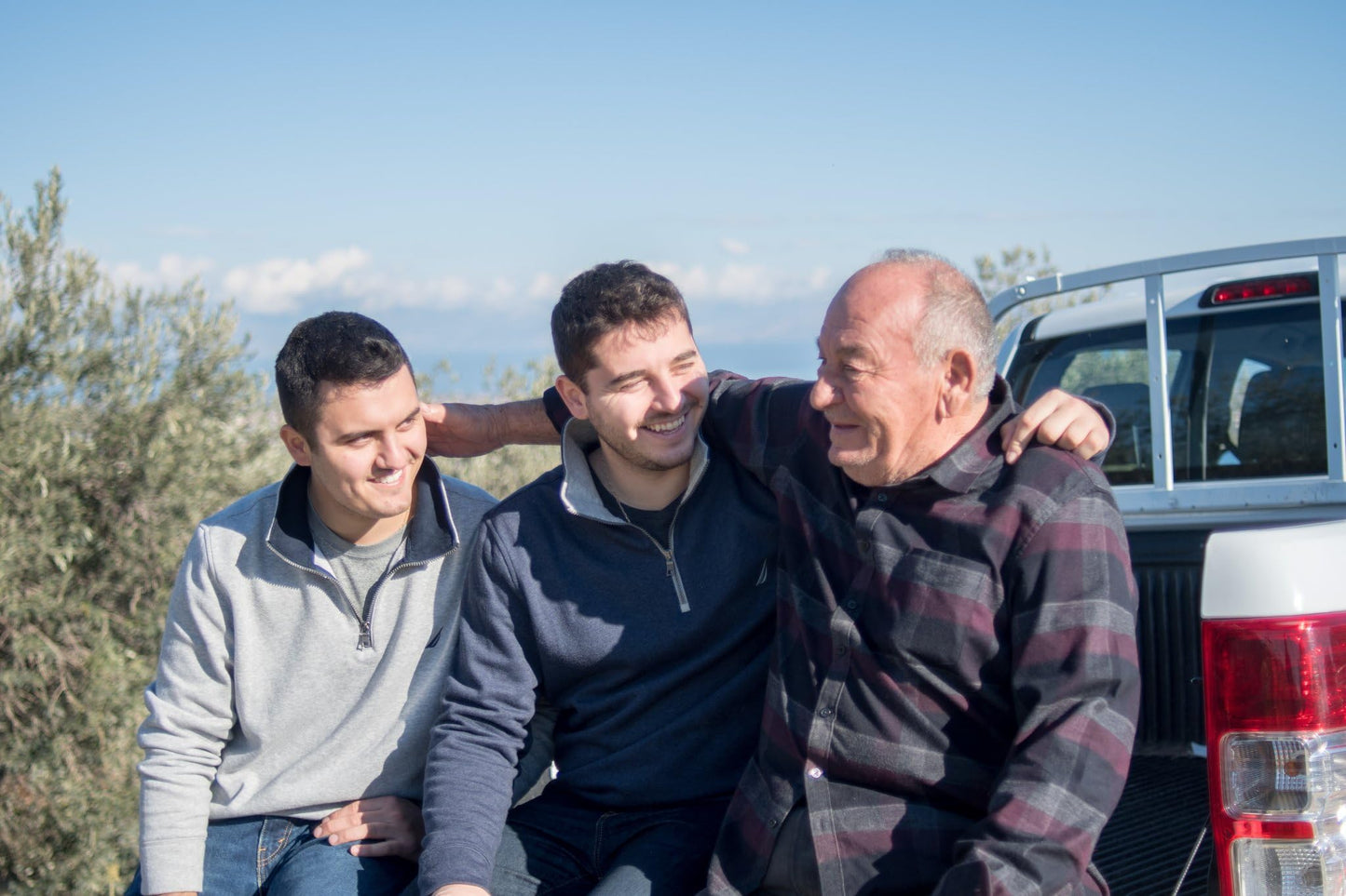 Mr. Papou's | Extra Virgin Olive Oil | First Cold Pressed | Family Owned | Harvested in Greece | 3 Liter - 101.4 fl oz (3 Liter)