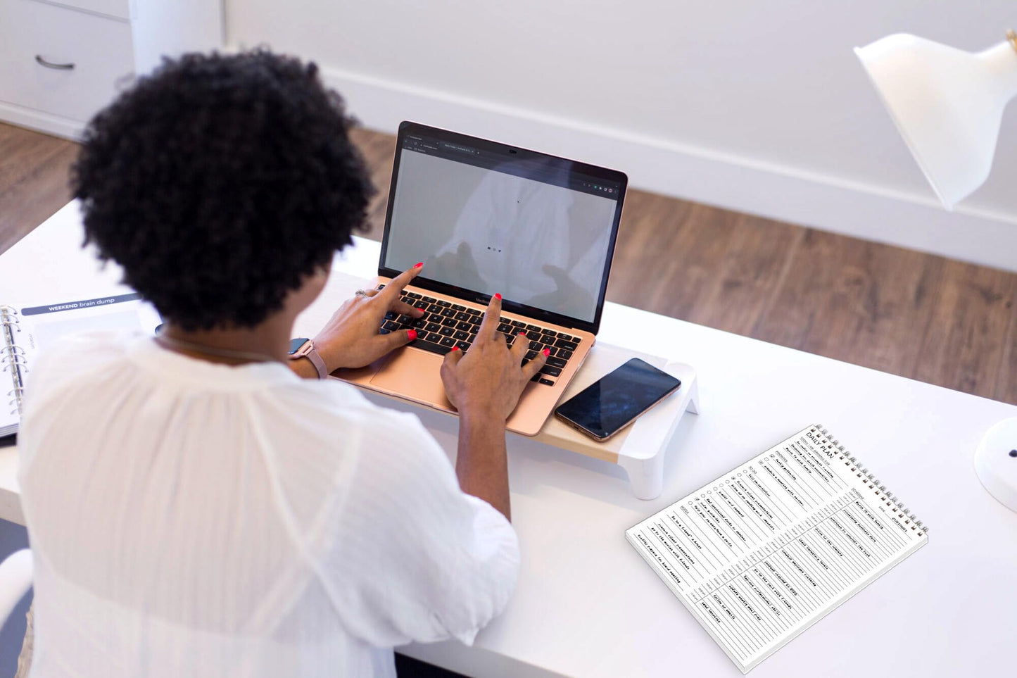 24 Hour Daily Planner - Daily To Do List for Work & Personal Life, Productivity Planner, Everyday Planner, Daily Schedule, 6.5 x 9.8