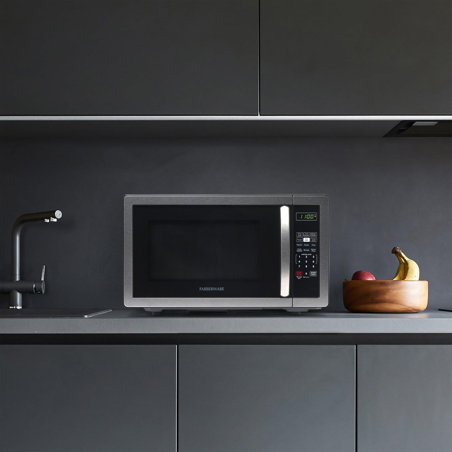 Farberware FMWO11AHTBKB 1.1 Cu. Ft. Stainless Steel Countertop Microwave Oven