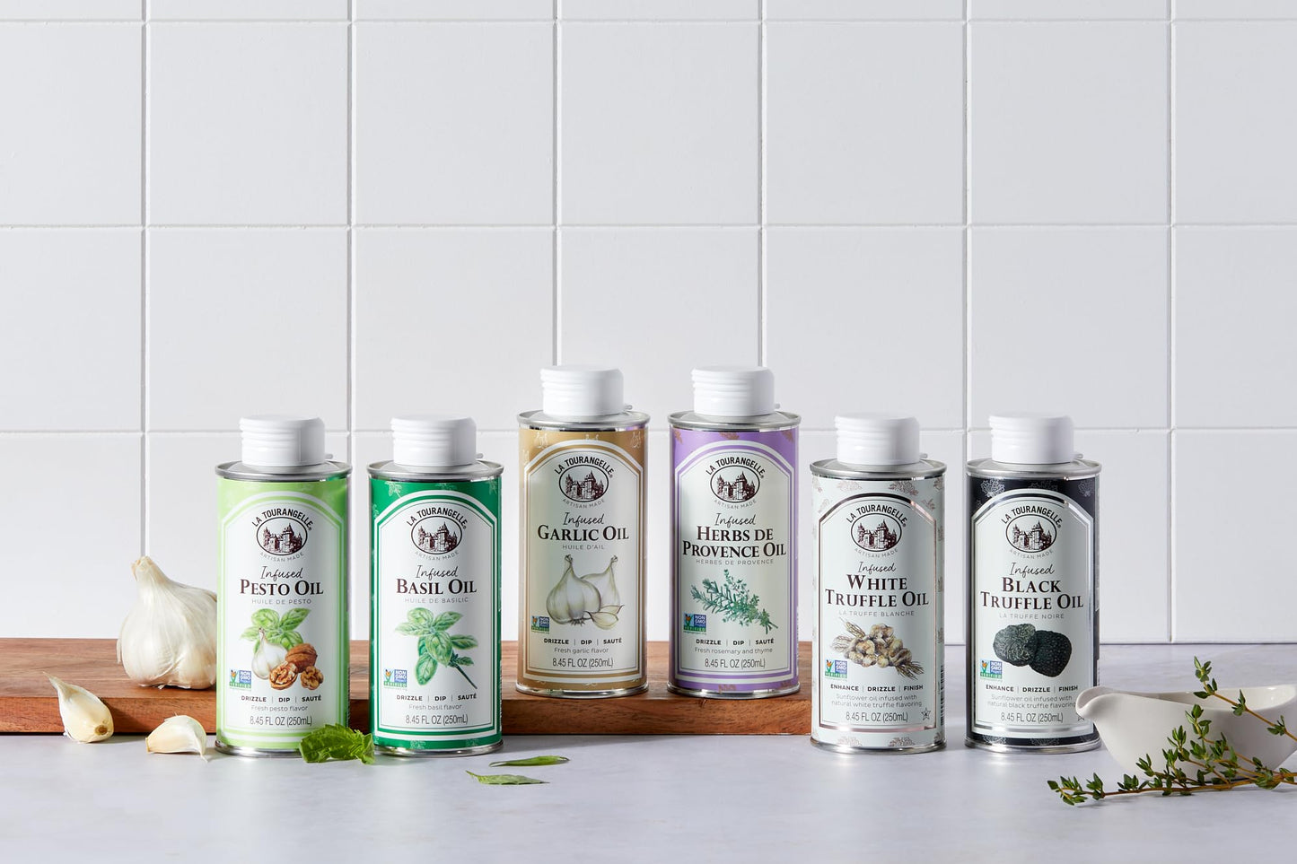 La Tourangelle, Black Truffle Oil, Complex Gourmet Earthy Flavor for Drizzling over Pasta, Popcorn, Vegetables, Potatoes, Soup and More, 8.45 Fl Oz