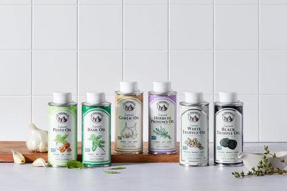 La Tourangelle, Black Truffle Oil, Complex Gourmet Earthy Flavor for Drizzling over Pasta, Popcorn, Vegetables, Potatoes, Soup and More, 8.45 Fl Oz