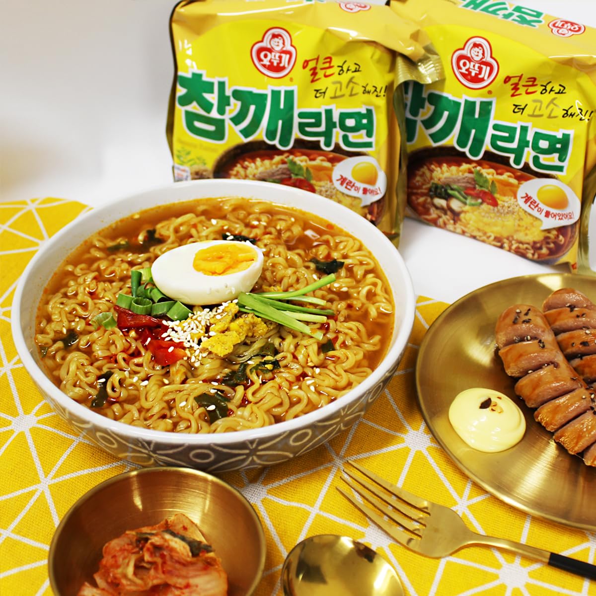 OTTOGI Spicy Sesame Flavor Ramen, SPICY KOREAN STYLE INSTANT NOODLE, Contains Egg Block, Sesame flavor instant noodle (115g) - 5 Pack