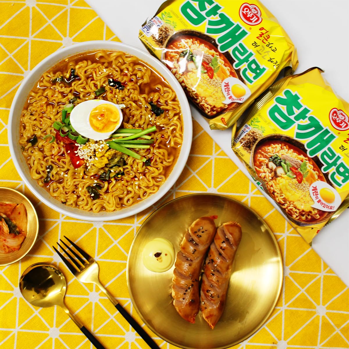 OTTOGI Spicy Sesame Flavor Ramen, SPICY KOREAN STYLE INSTANT NOODLE, Contains Egg Block, Sesame flavor instant noodle (115g) - 5 Pack