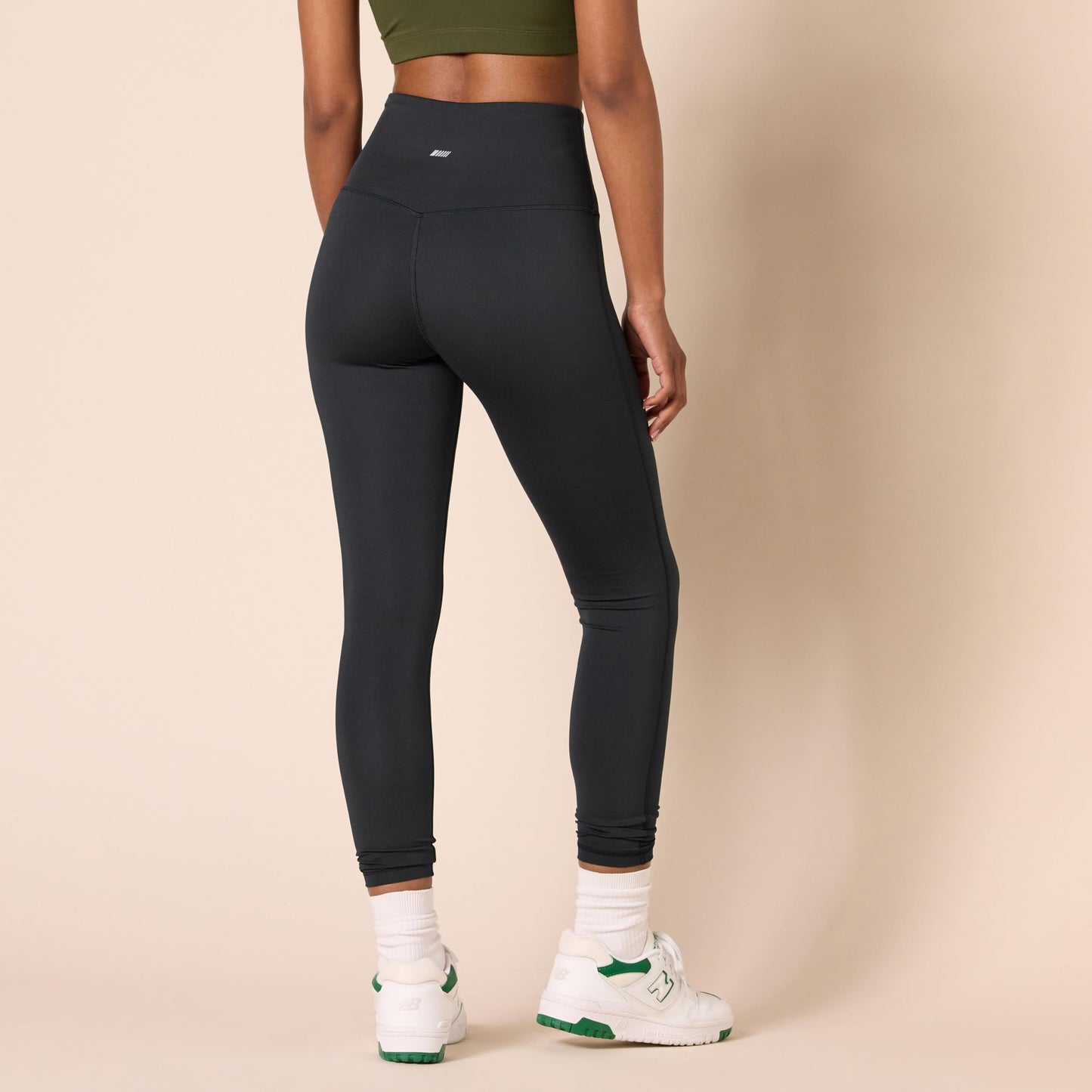 Amazon Essentials Workout Leggings for Women, High-Rise Active Sculpt Athleisure, Available in Plus Size, Black, Medium