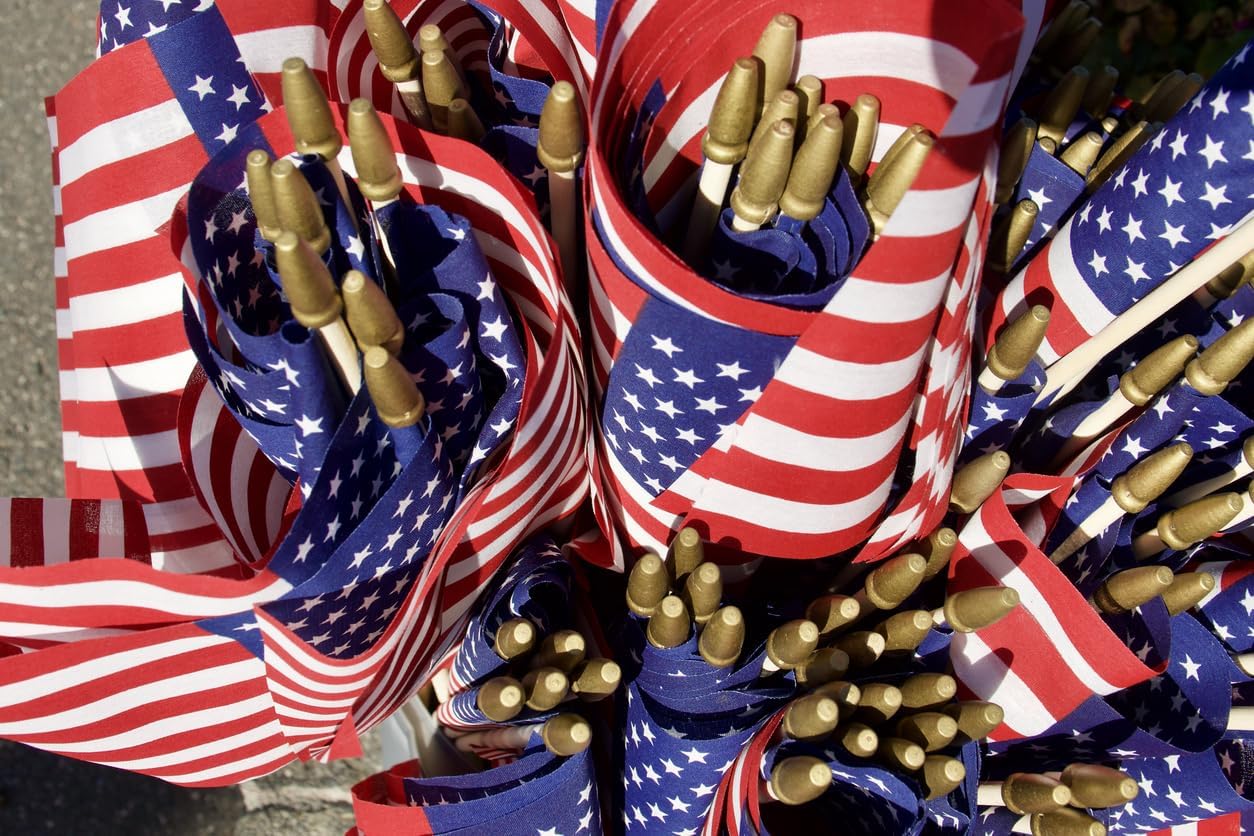 GIFTEXPRESS Set of 12, Proudly Made in U.S.A. Small American Flags 4x6 Inch/Small US Flag/Mini American Stick Flag/American Hand Held Stick Flags Spear Top