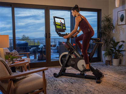 NordicTrack Commercial S22i Studio Cycle
