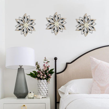 Remenna Whitewash Flowers Wood Wall Decor, Metal Rustic Wall Art Farmhouse Wall Decorations Multiple Floral Hanging Decor for Bathroom Living Room Home Office Garden Kitchen