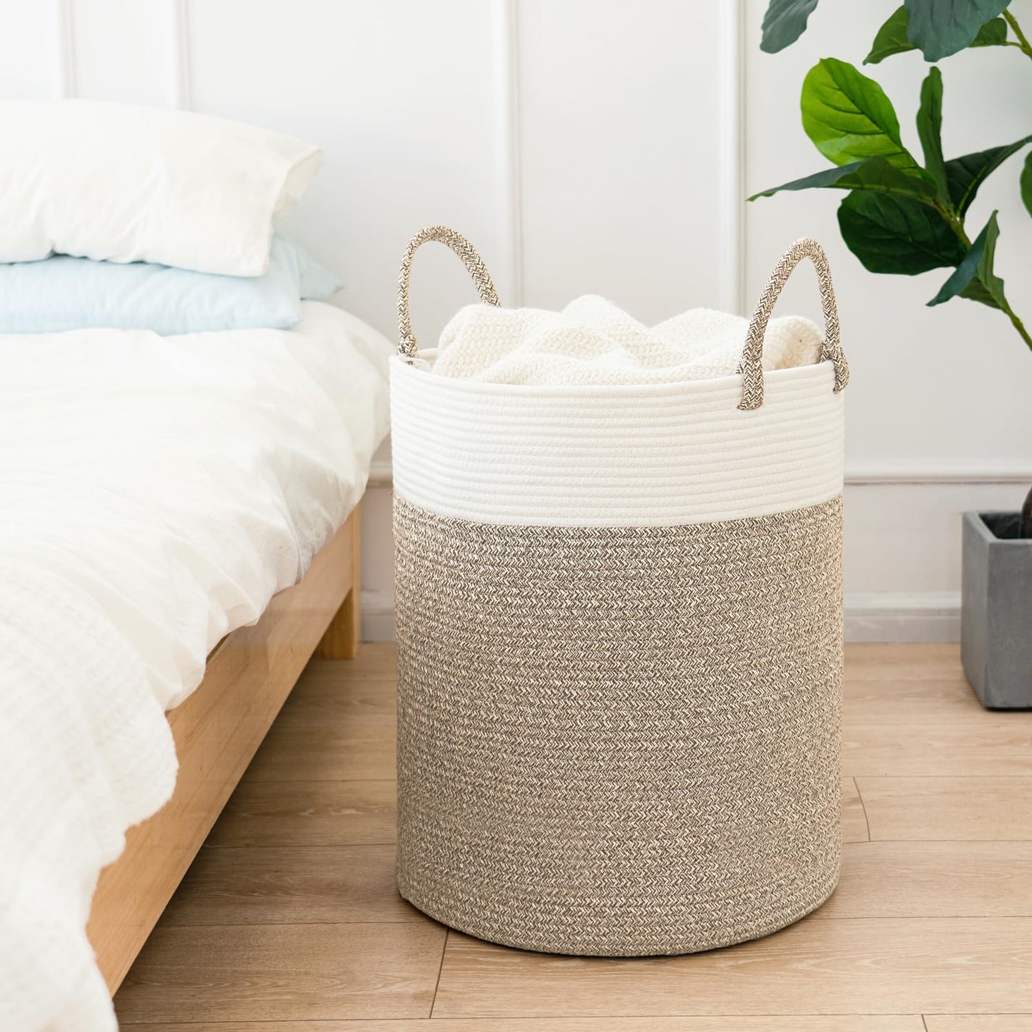 INDRESSME Tall Wicker Laundry Basket, Large Woven Clothes Hamper for Bedroom, Bathroom, Living room, Tall Nursery Hamper for Blankets, Toys, 16 x 20 inches White & Brown