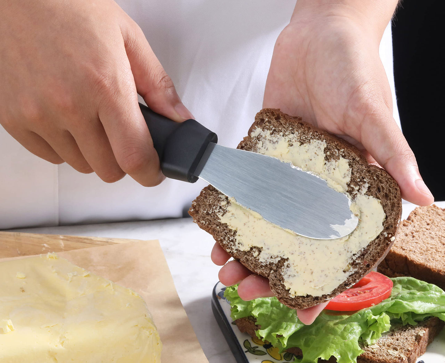 New Star Foodservice 43013 Plastic Handle Butter Spreader, 8.75-Inch, Black, Set of 4