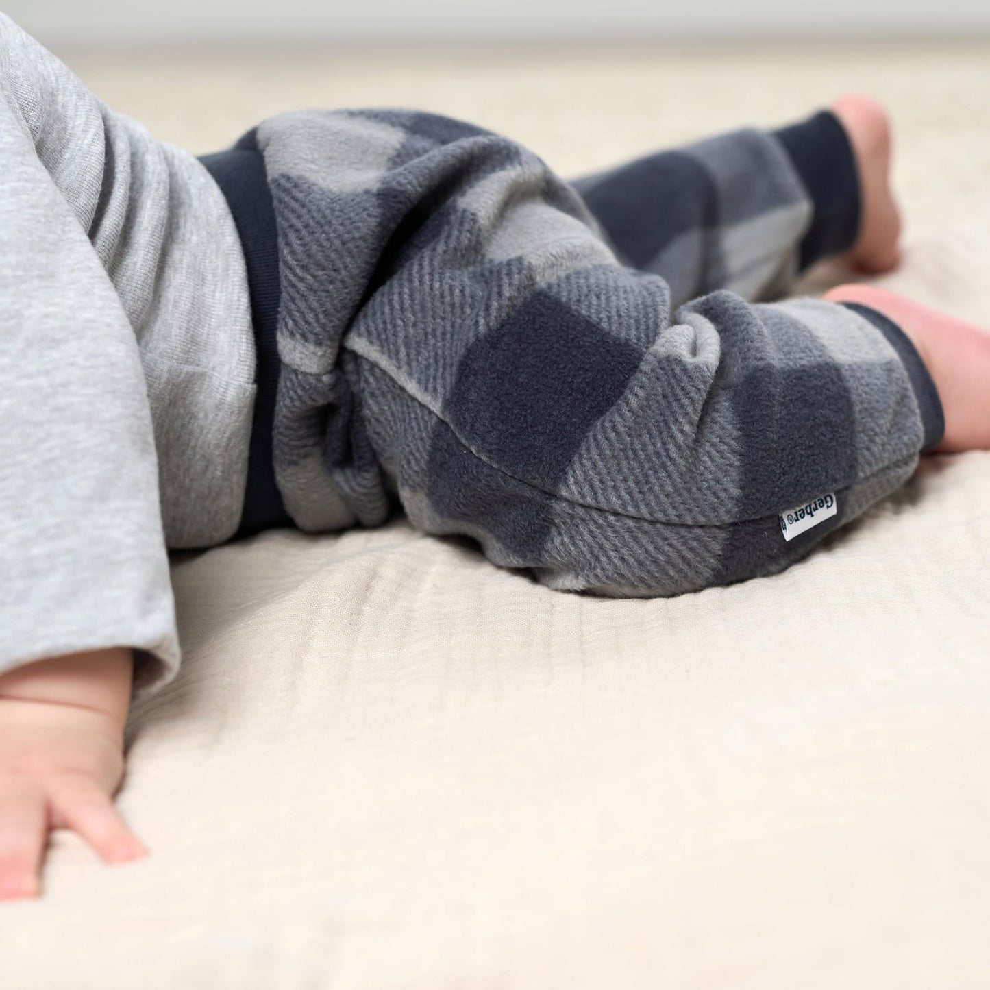 Gerber Baby Boy's 4-Pack Microfleece Pants, Navy Gingham