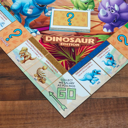 Hasbro Gaming Monopoly Junior Dinosaur Edition Game | Kids Board Games with Dino-Themed Toy Tokens | 2-4 Players for Boys & Girls | Ages 5+ (Amazon Exclusive)