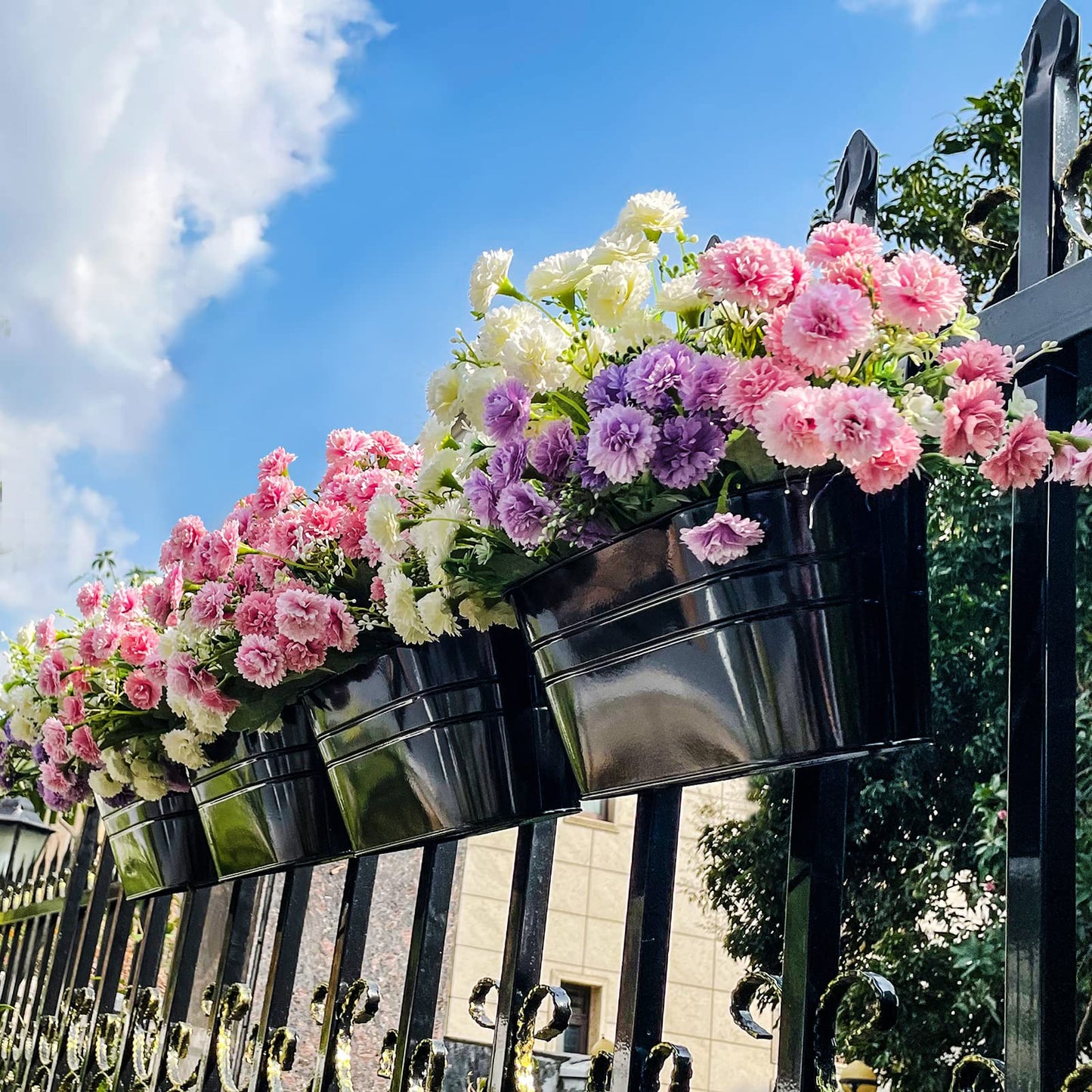 OGIMA 4pcs Hanging Flower Pots, Metal Iron Wall Planter Indoor/Outdoor for Railing Fence Balcony Garden Home Decoration with Detachable Hooks