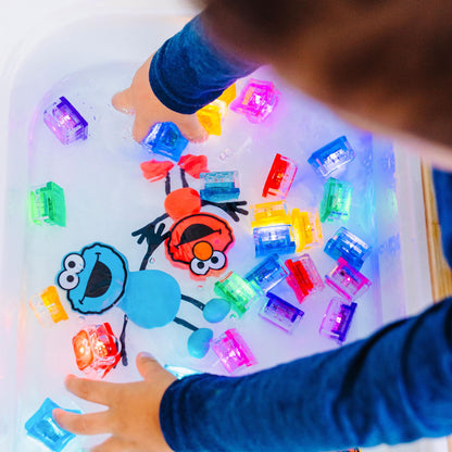 Glo Pals x Sesame Street Water-Activated Light-Up Cubes for Sensory Play (Elmo - Cubes Only)